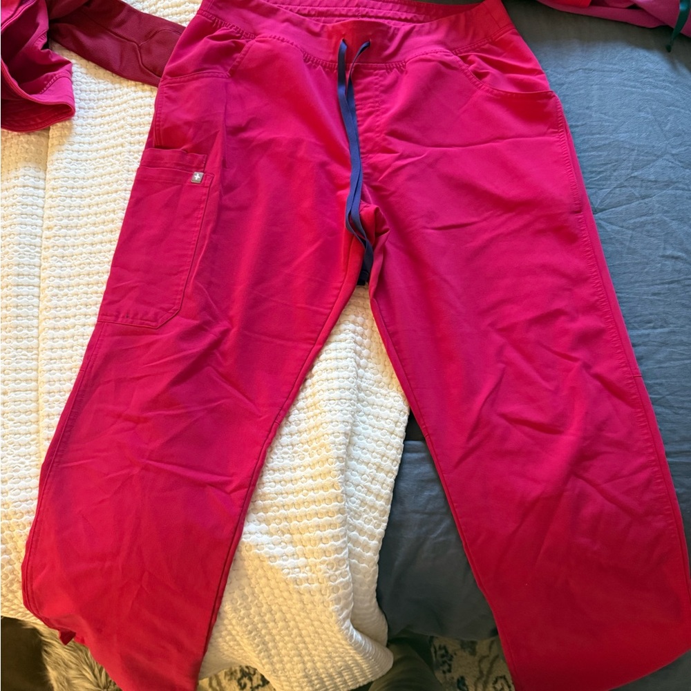 Figs Women's Ultra Rose Kade Scrub Pants